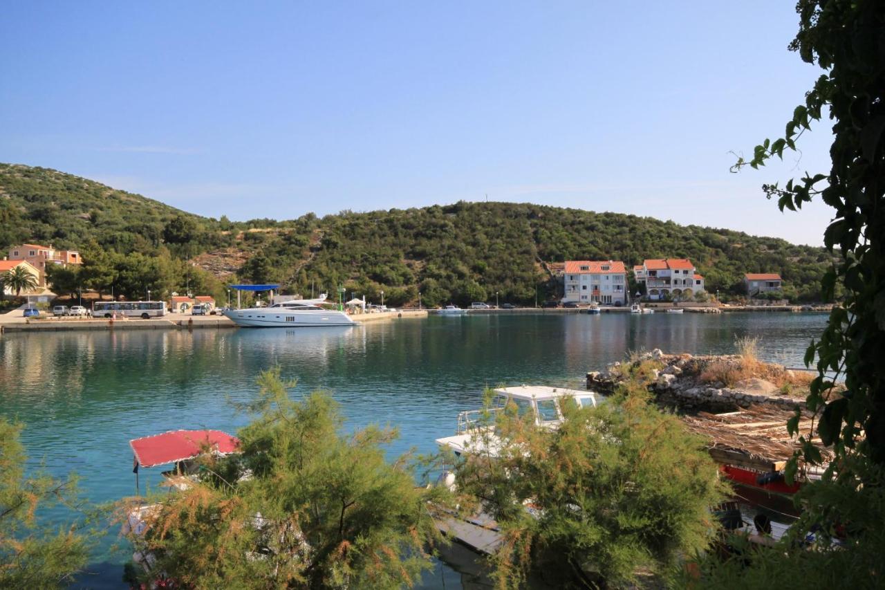 Apartments And Rooms By The Sea Zaglav, Dugi Otok - 8170 Sali Ngoại thất bức ảnh